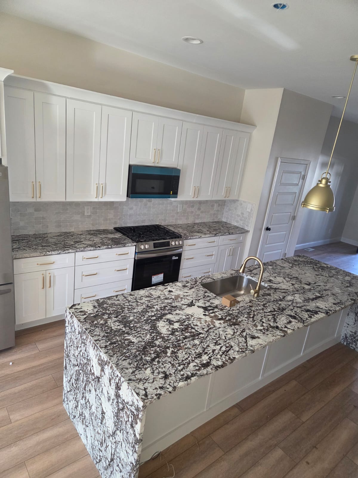 Granite kitchen counter